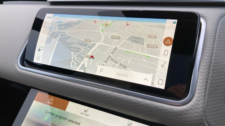 Land Rover Range Rover Velar 2.0 D200 R-Dynamic SE 5dr Auto Diesel Estate